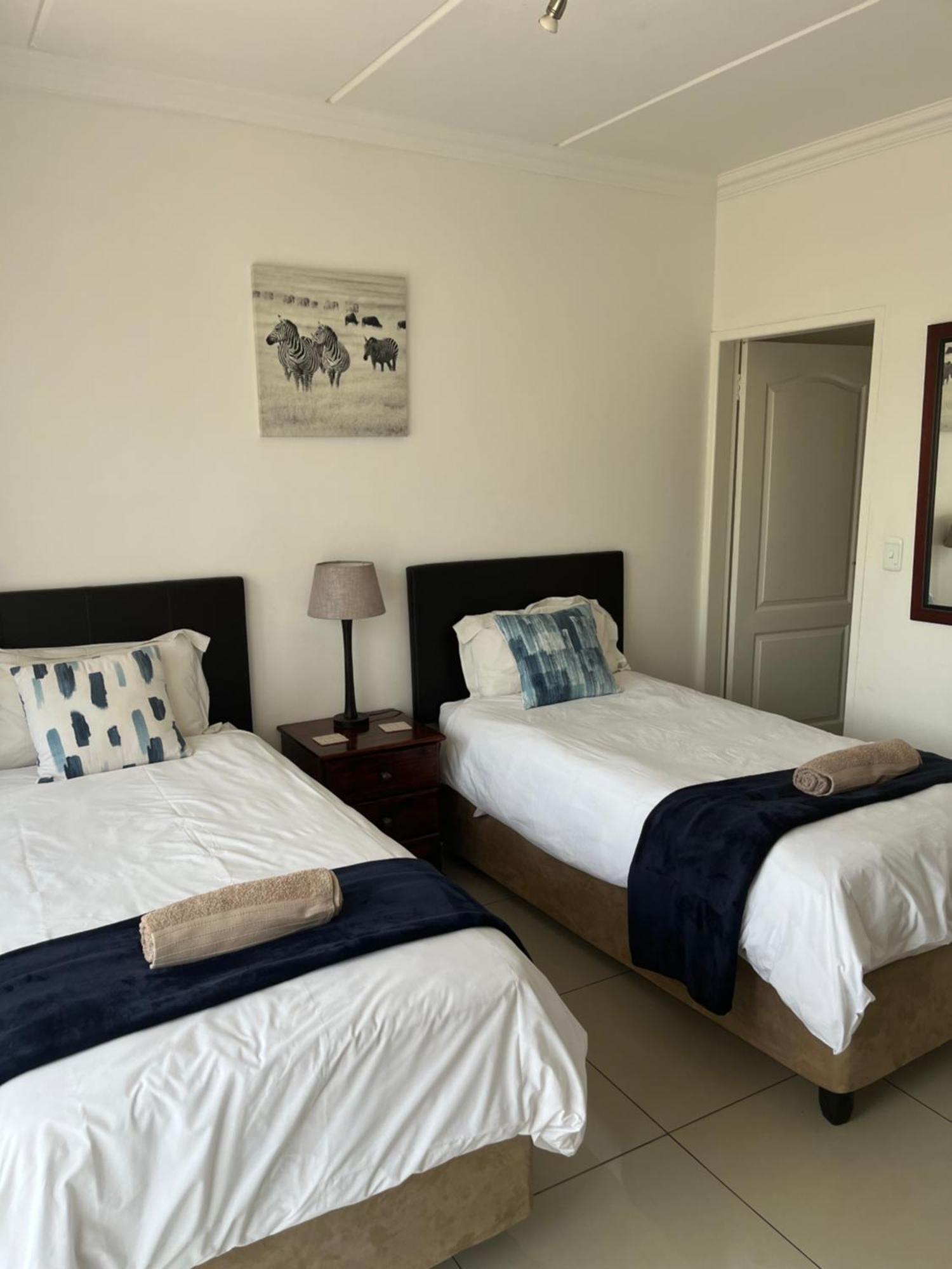 Or Tambo Self Catering Apartments, The Willows Boksburg Exterior photo